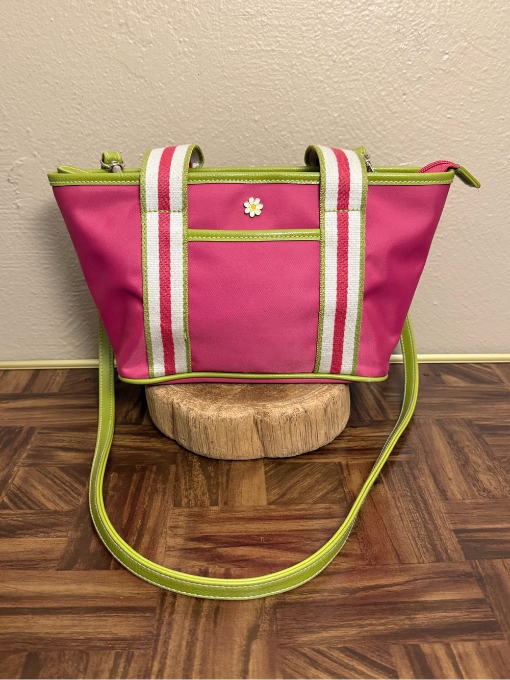 Sonoma Y2K Early 2000s Hot Pink & Green Daisy Charm Mini Bucket Purse Crossbody